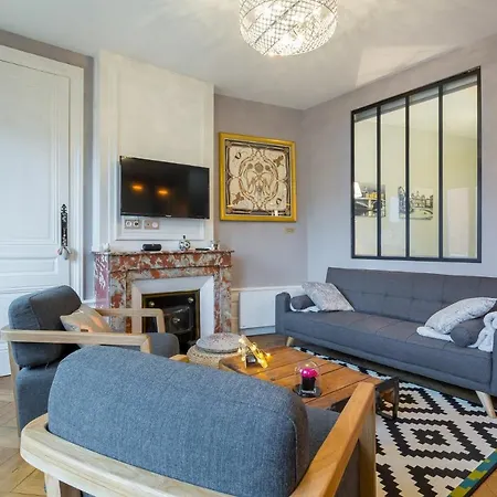 Host - Hypercentre Vieux Apartamento *